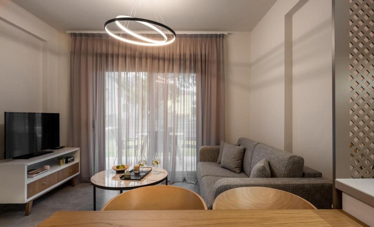 Iris Suites Nikiti 外观 照片